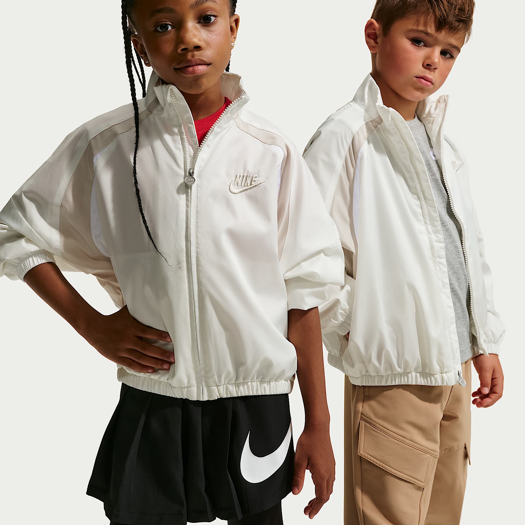 ✨希少✨NIKE ナイキ プレミア ジャケット ネイビー ベージュ ホワイト NIKE公式】Nike リトルキッズ カラーブロック フードレス ジャケット